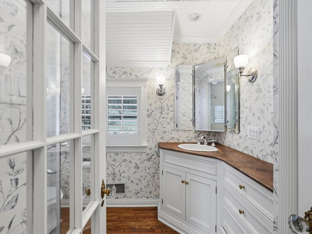 4506 Middle Road Allison Park, PA 15101 - Photo 16 of 32