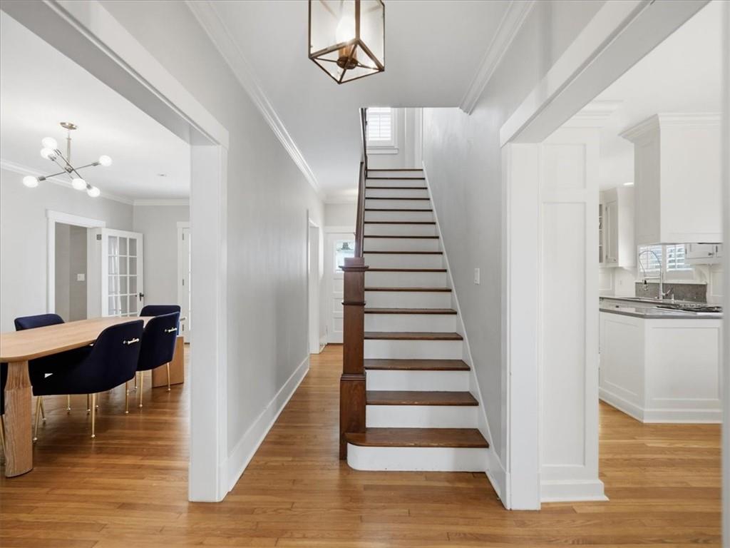 4506 Middle Road Allison Park, PA 15101 - Photo 4 of 32