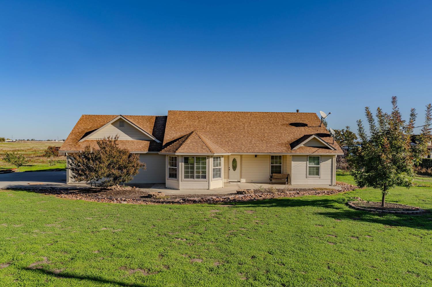 1541 Goose Creek Road Ione, CA 95640 - Photo 2 of 32