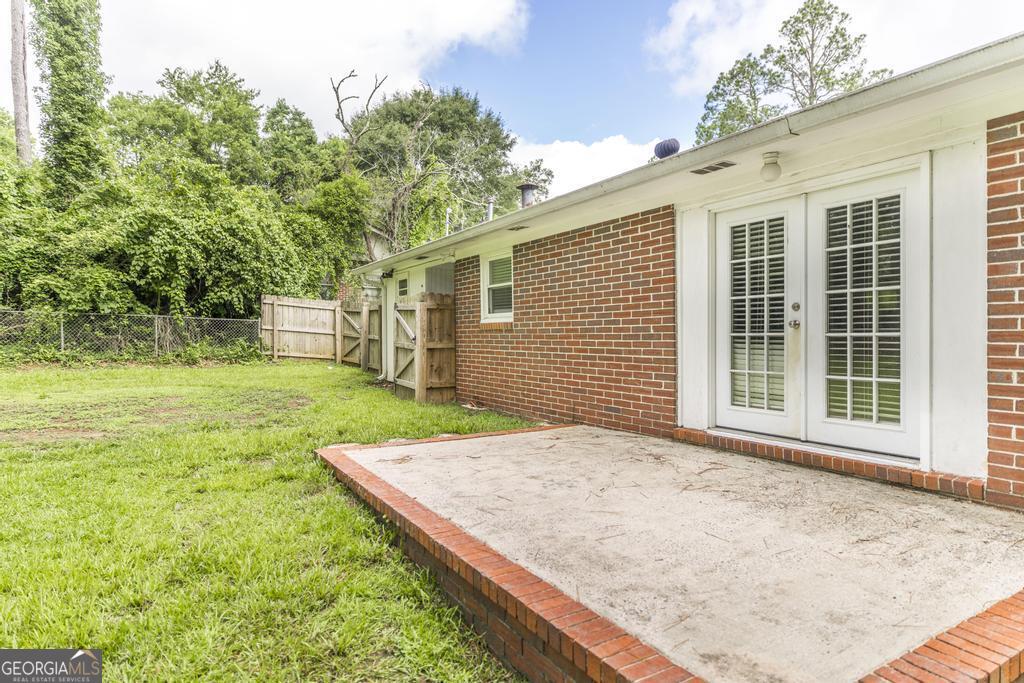 1049 Newport Road Macon, GA 31210 - Photo 11 of 34