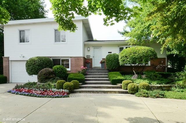 1300 Charing Cross Road Deerfield, IL 60015 - Photo 2 of 25
