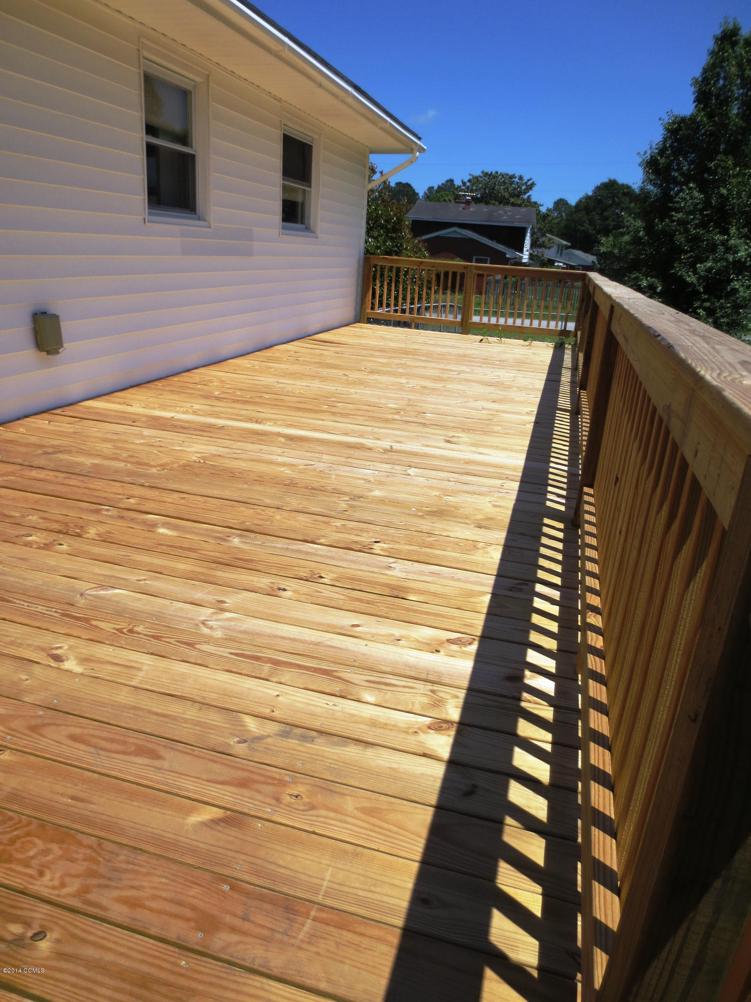 201 Graham Road Newport, NC 28570 - Photo 5 of 36 NEW Large Deck