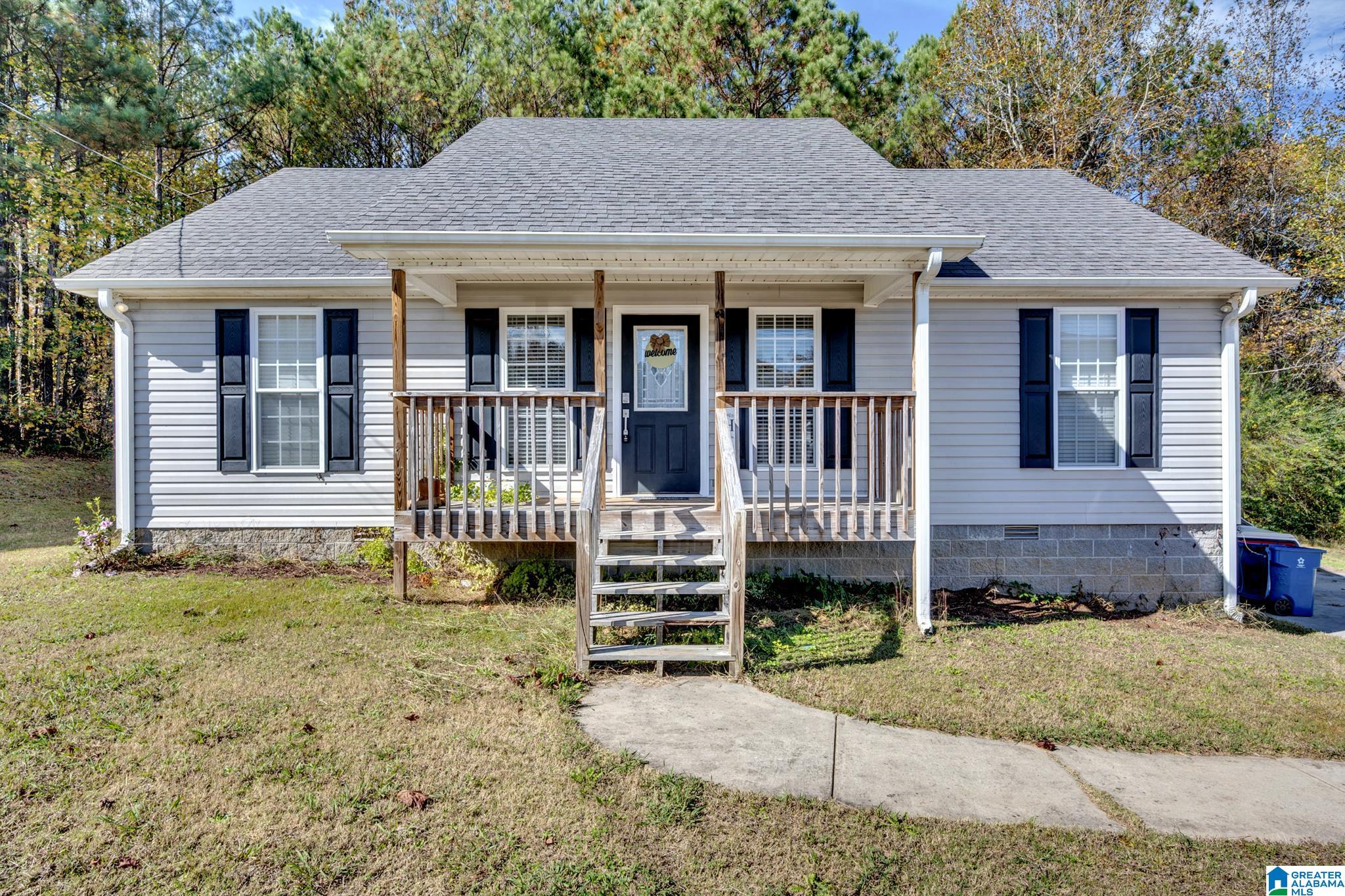 37 Hidden Circle Hayden, AL 35079 - Photo 2 of 22