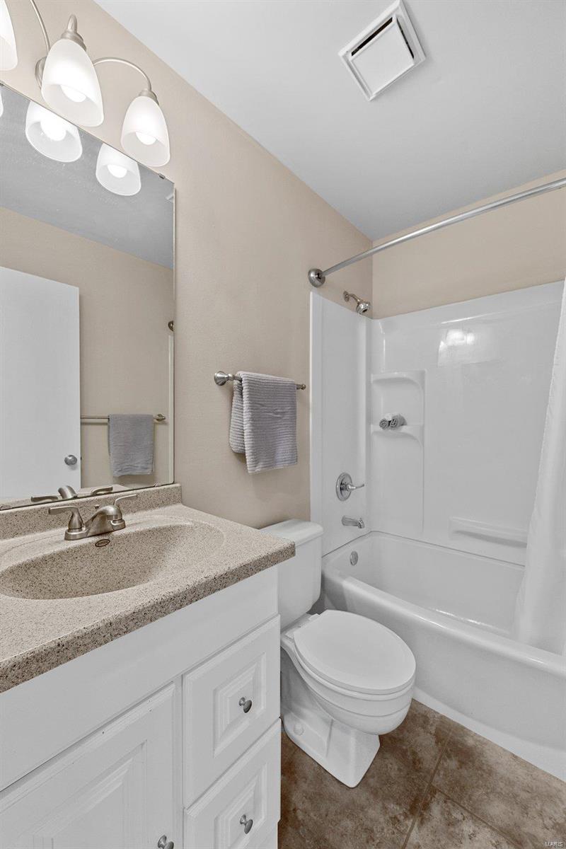 625 Durango Drive O'Fallon, MO 63368 - Photo 12 of 17