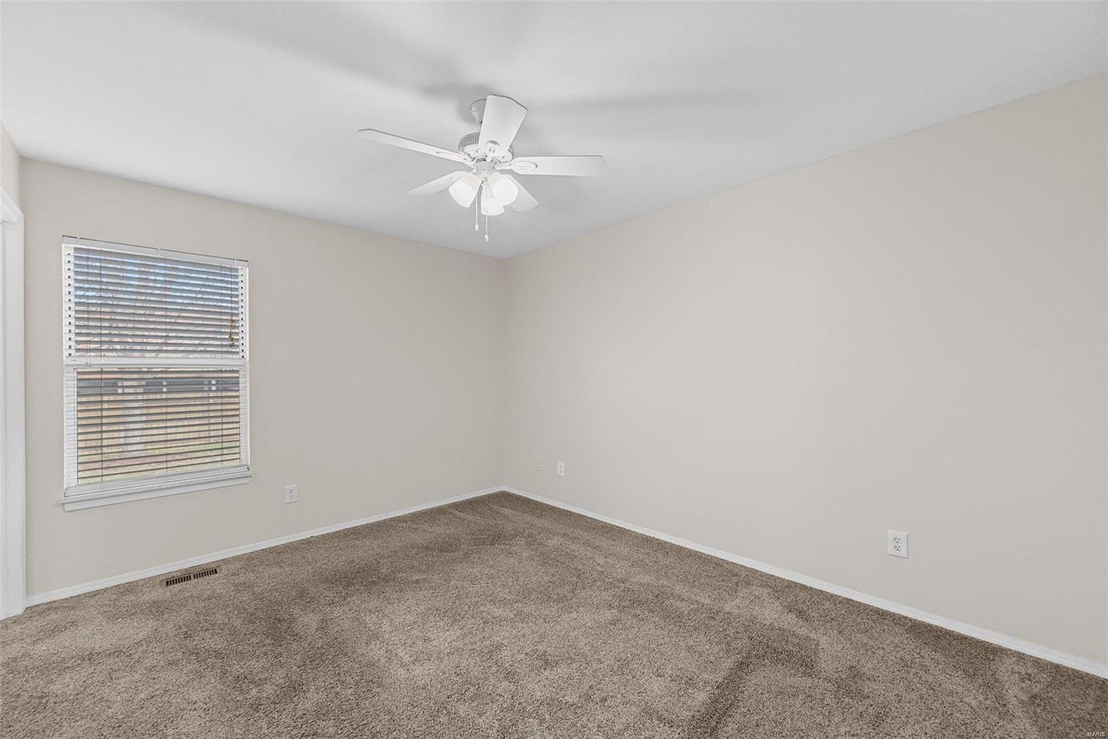 625 Durango Drive O'Fallon, MO 63368 - Photo 8 of 17