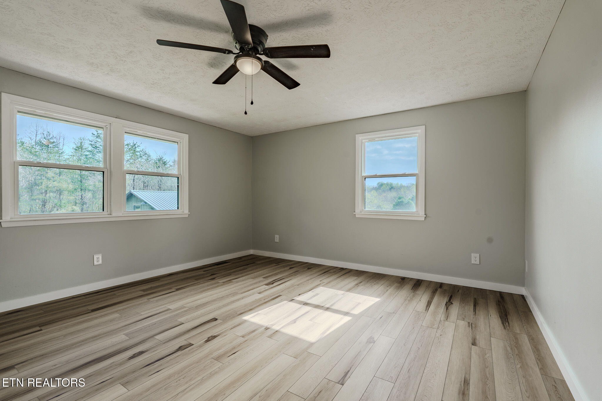 330 Glenn Lane Spring City, TN 37381 - Photo 25 of 34