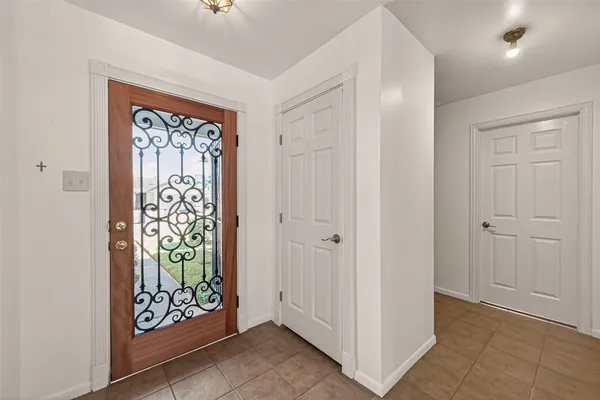 $1,900 | 2510 Old Fort Road, Sugar Land, TX 77479