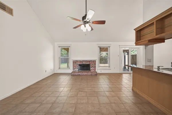 $1,900 | 2510 Old Fort Road, Sugar Land, TX 77479