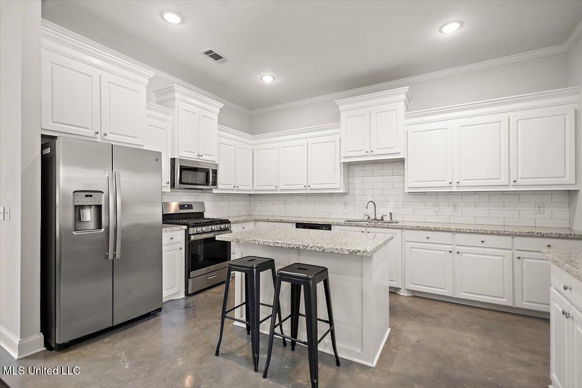 103 Brunswick Cove Canton, MS 39046 - Photo 9 of 26 11-HTP26986