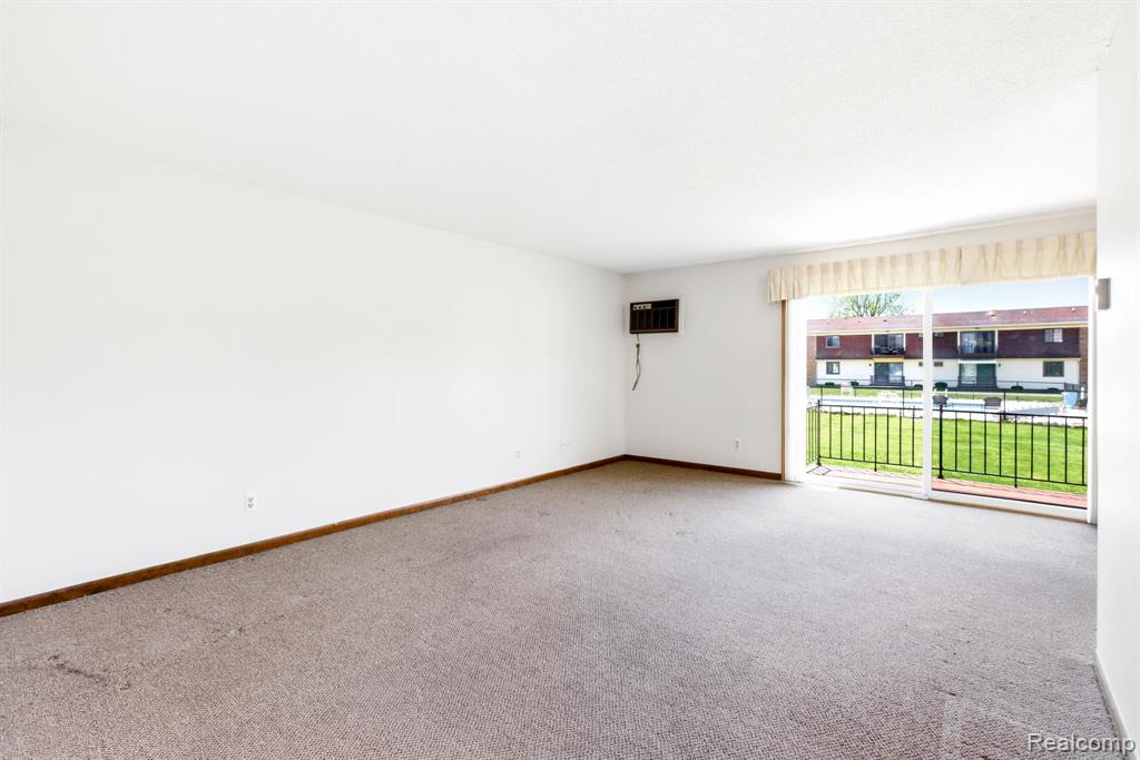 1900 River Road, Unit 2 Marysville, MI 48040 - Photo 15 of 30