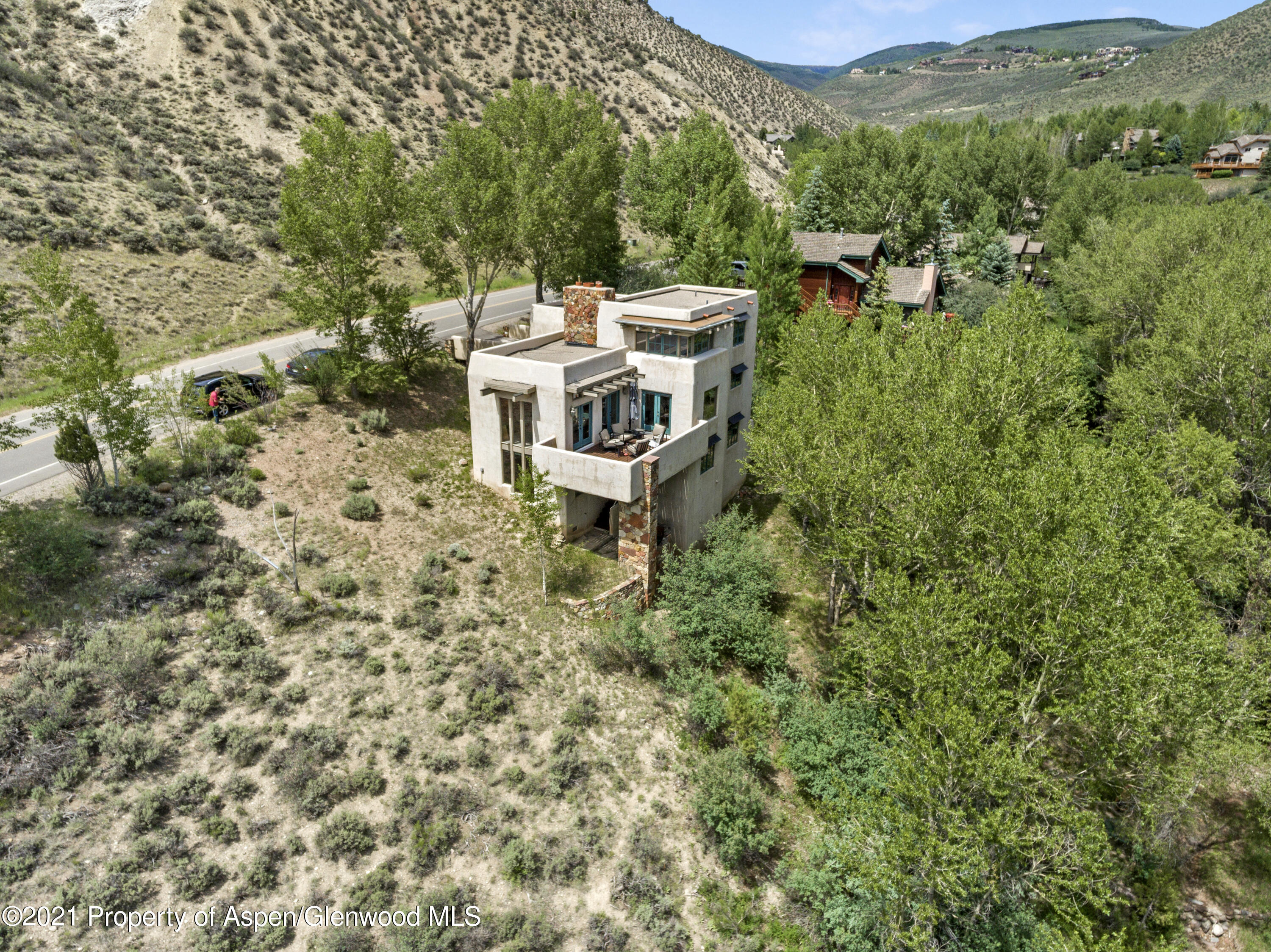 320 Singletree Rd-044