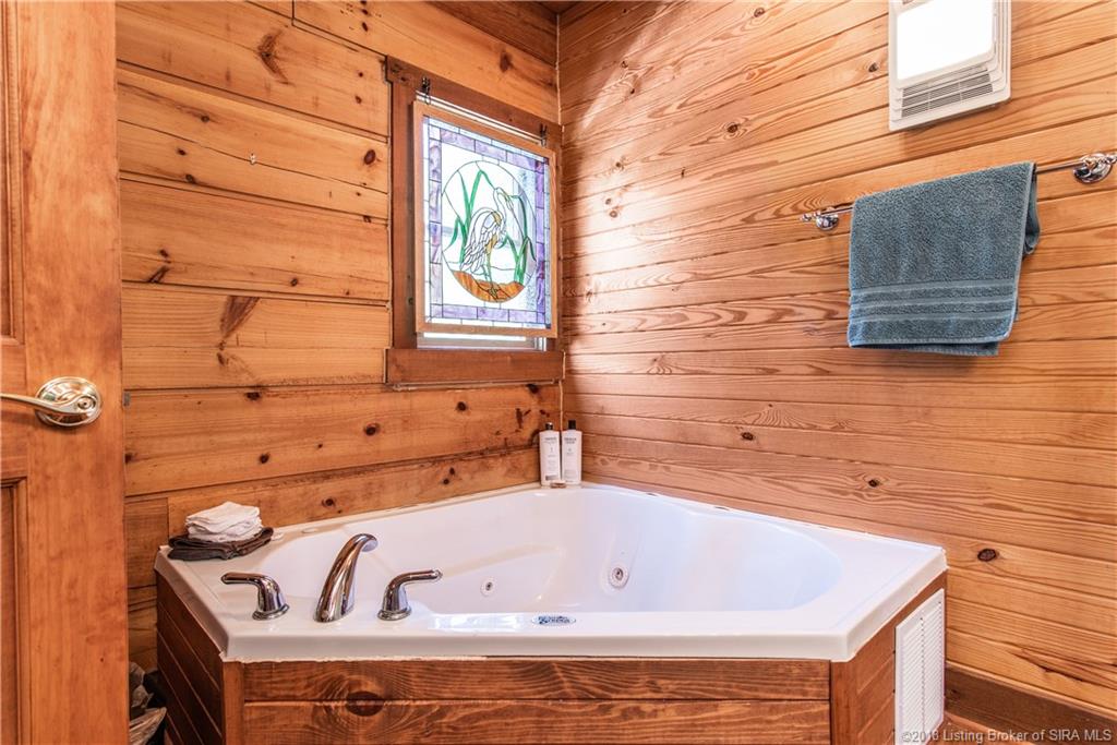 990 Beech Road Southeast Laconia, IN 47135 - Photo 10 of 38 Gallery Image 10