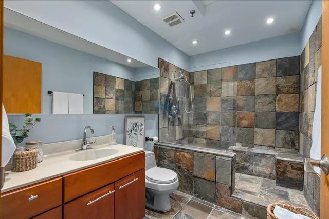 $269,000 | 210 North 2nd Street, Unit 206, Minneapolis, MN 55401