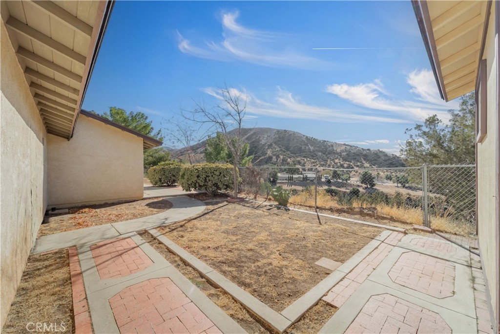 31427 Indian Oak Road Acton, CA 93510 - Photo 29 of 31