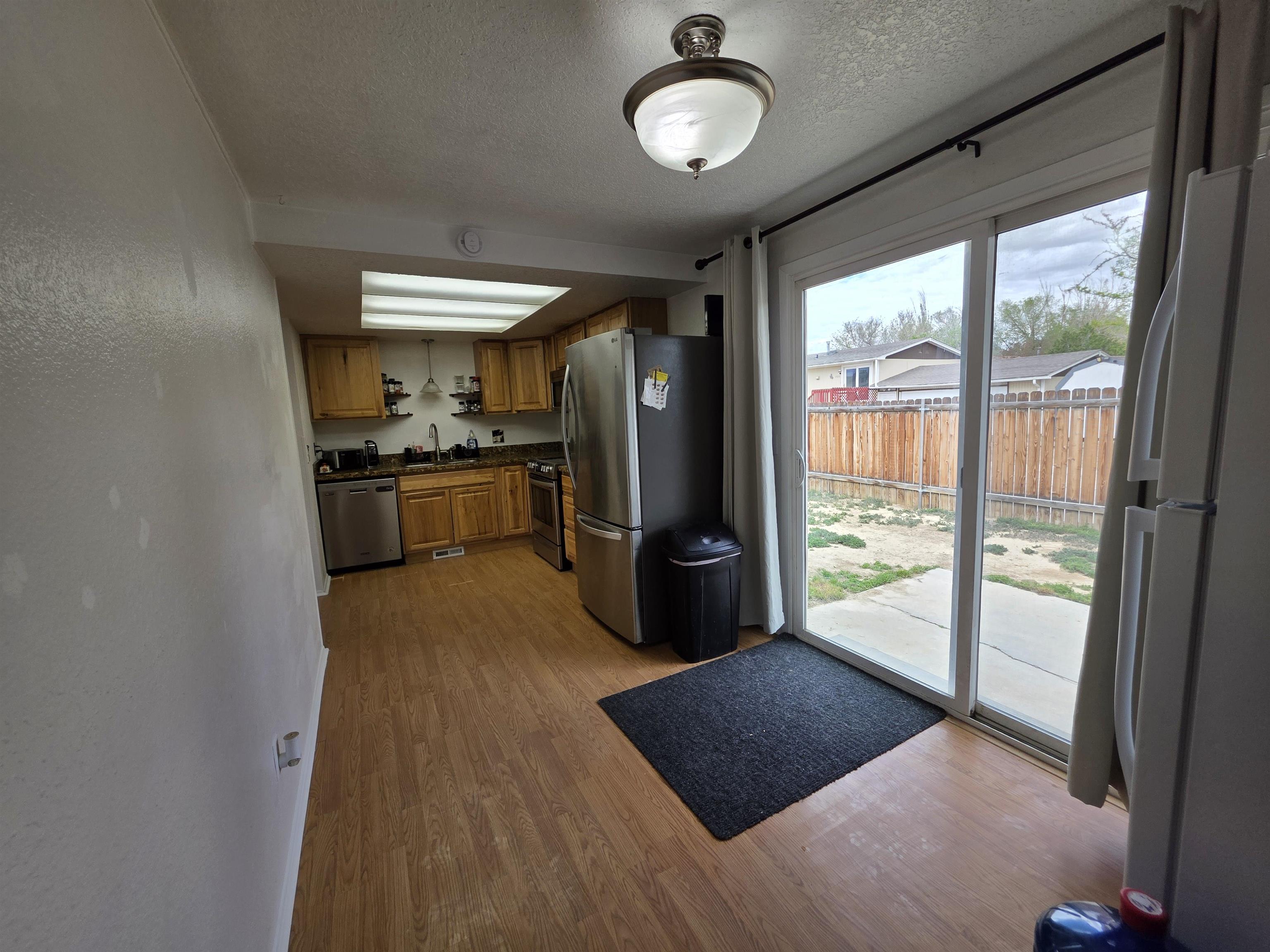 907 Plateau Road Rock Springs, WY 82901 - Photo 8 of 33