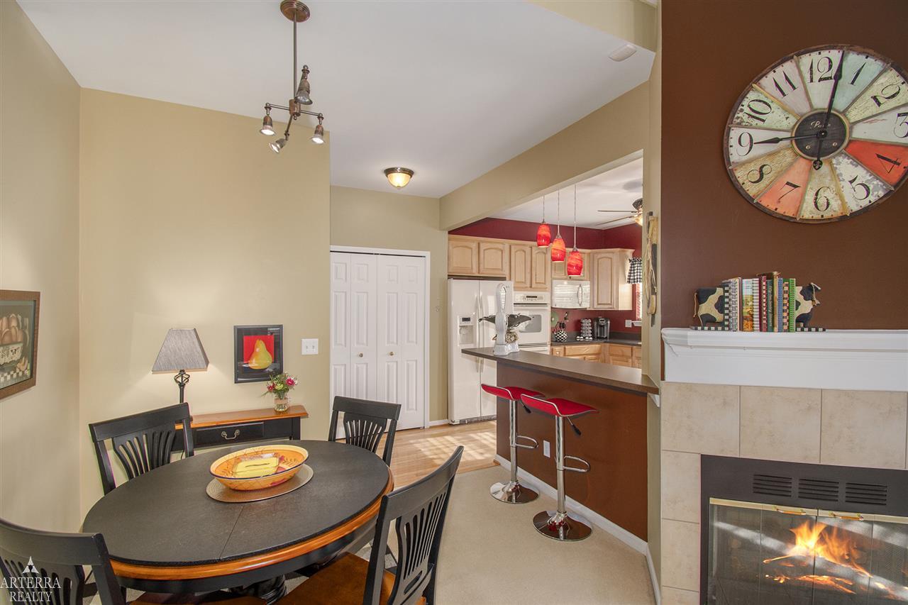 694 West Bluff Court Rochester, MI 48307 - Photo 10 of 35