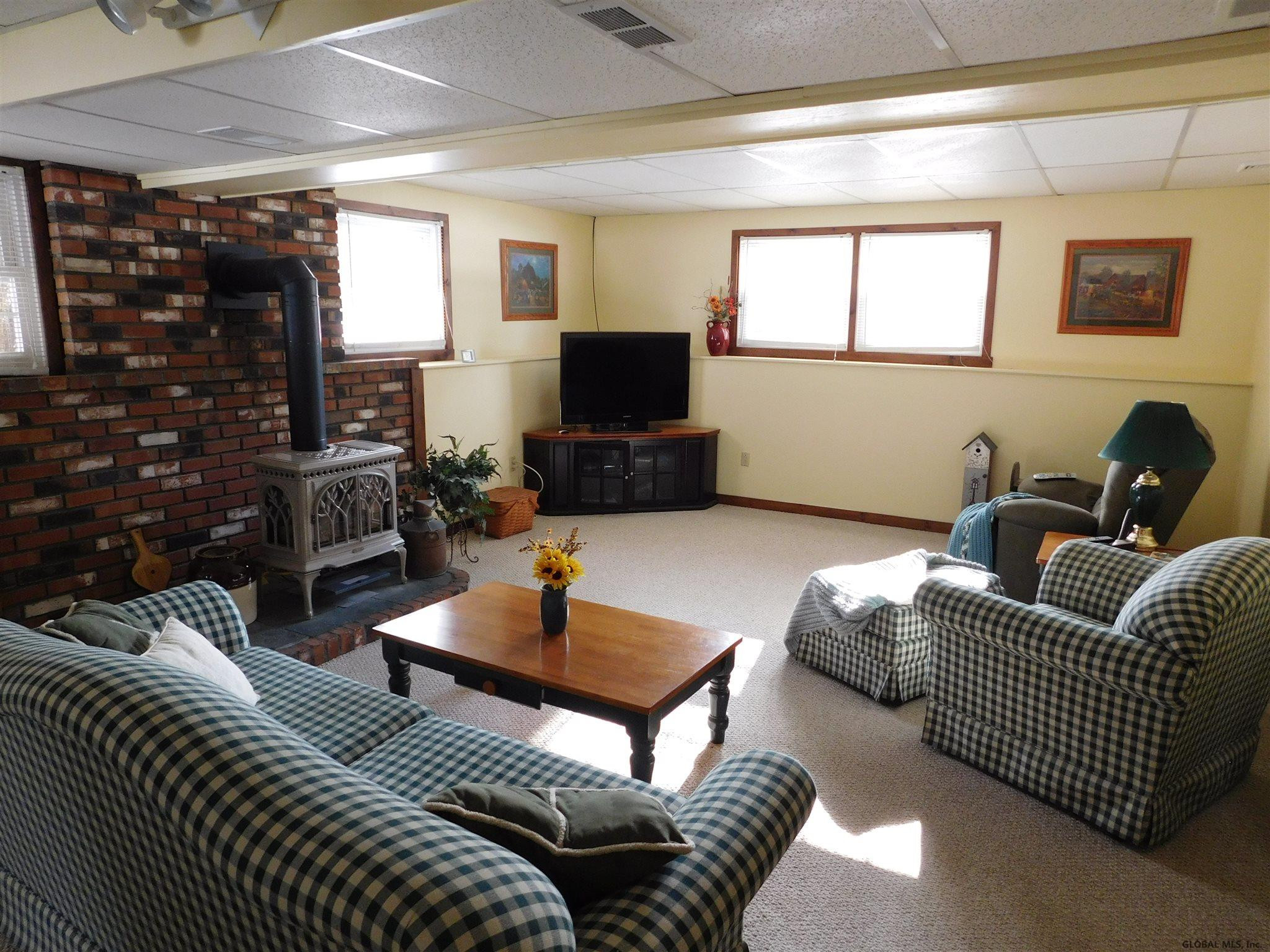 194 Fort Edward Road Moreau, NY 12828 - Photo 32 of 84 Photo 32