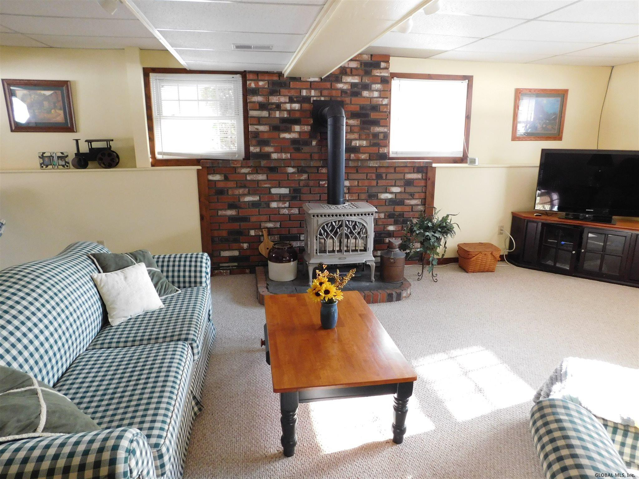 194 Fort Edward Road Moreau, NY 12828 - Photo 33 of 84 Photo 33