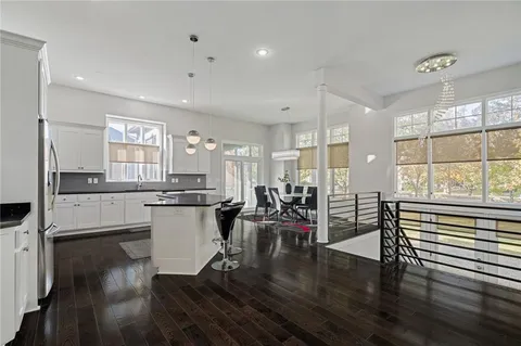 $640,000 | 8616 Baska Court, Lenexa, KS 66219