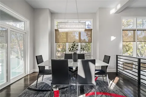 $640,000 | 8616 Baska Court, Lenexa, KS 66219