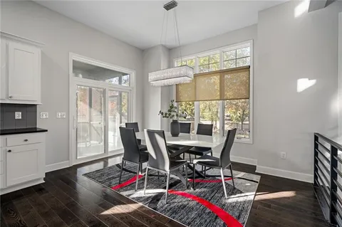 $640,000 | 8616 Baska Court, Lenexa, KS 66219