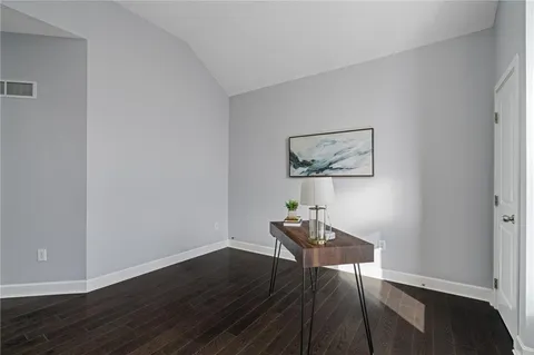 $640,000 | 8616 Baska Court, Lenexa, KS 66219