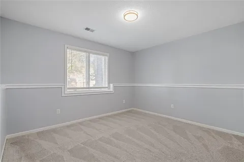 $640,000 | 8616 Baska Court, Lenexa, KS 66219