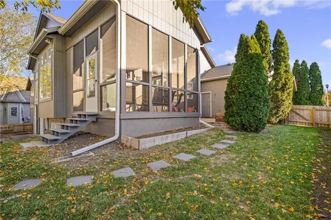 $640,000 | 8616 Baska Court, Lenexa, KS 66219