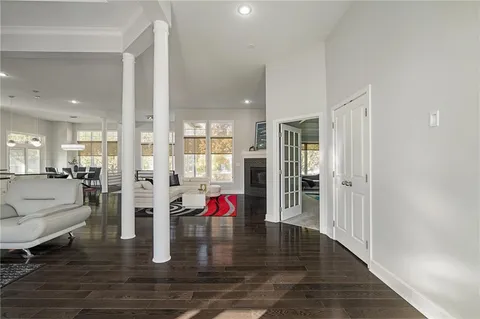 $640,000 | 8616 Baska Court, Lenexa, KS 66219