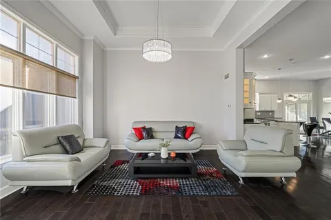 $640,000 | 8616 Baska Court, Lenexa, KS 66219