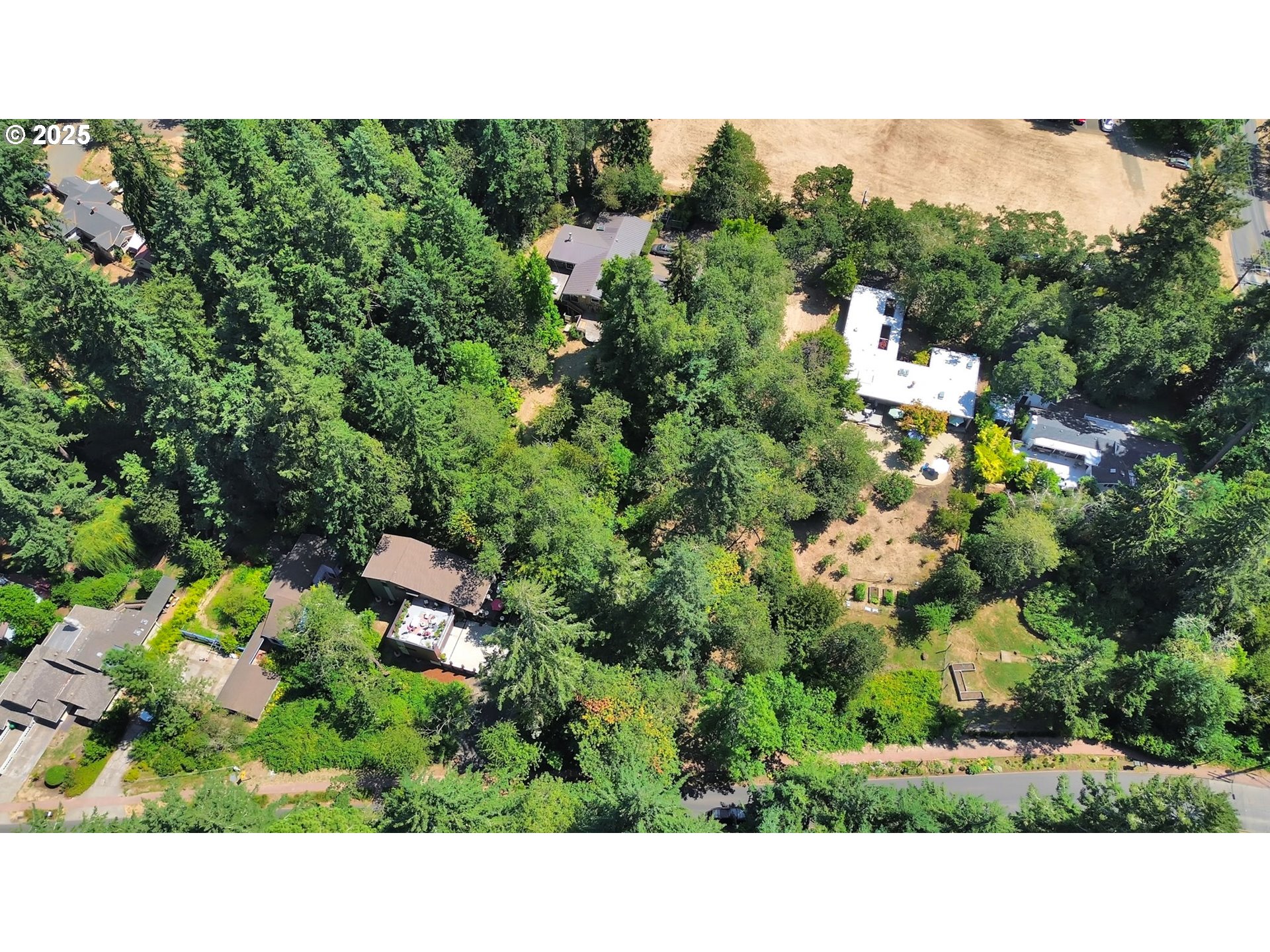 2 Storey Boulevard Eugene, OR 97405 - Photo 18 of 27