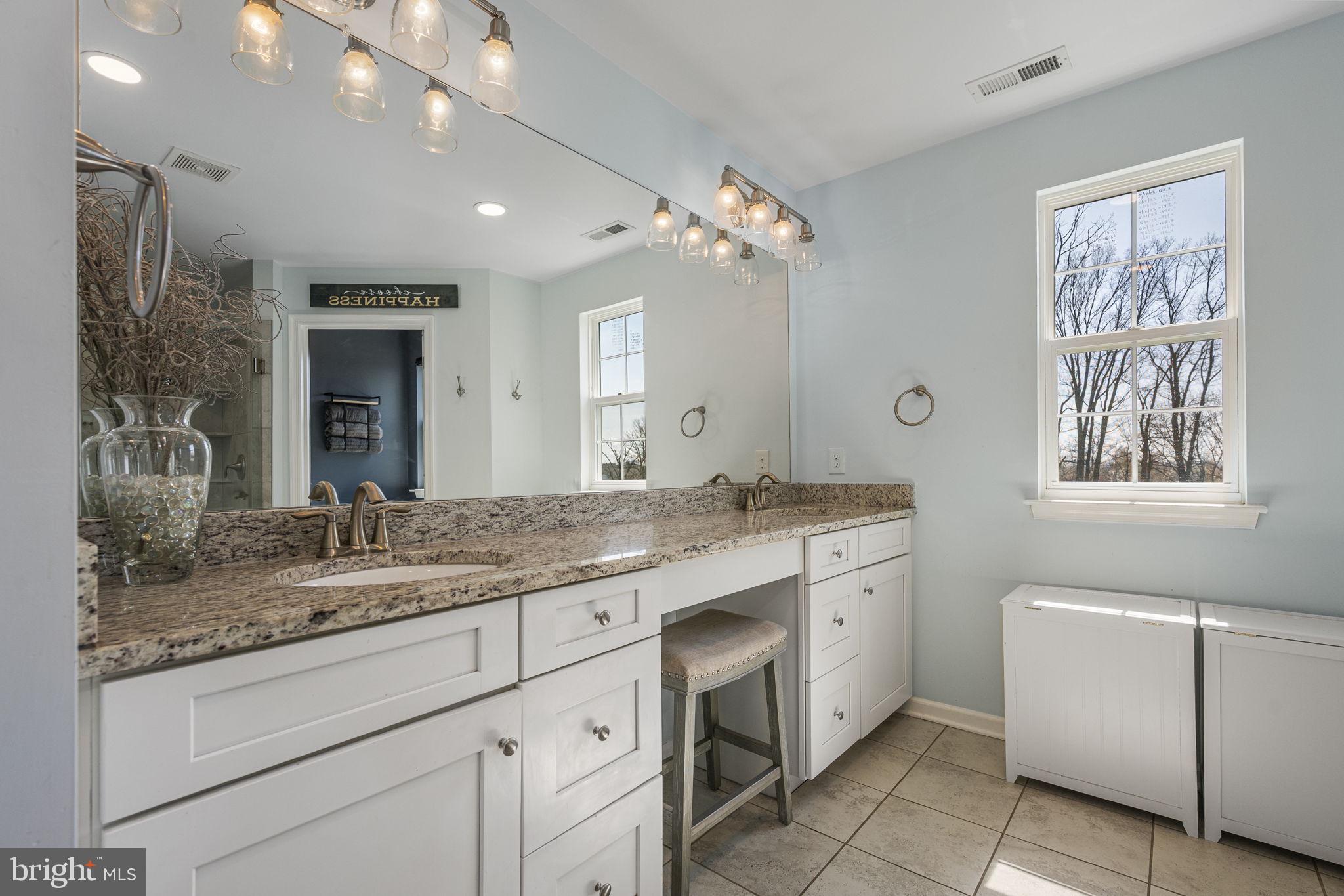 57 Metka Road Royersford, PA 19468 - Photo 5 of 31 Kitchen
