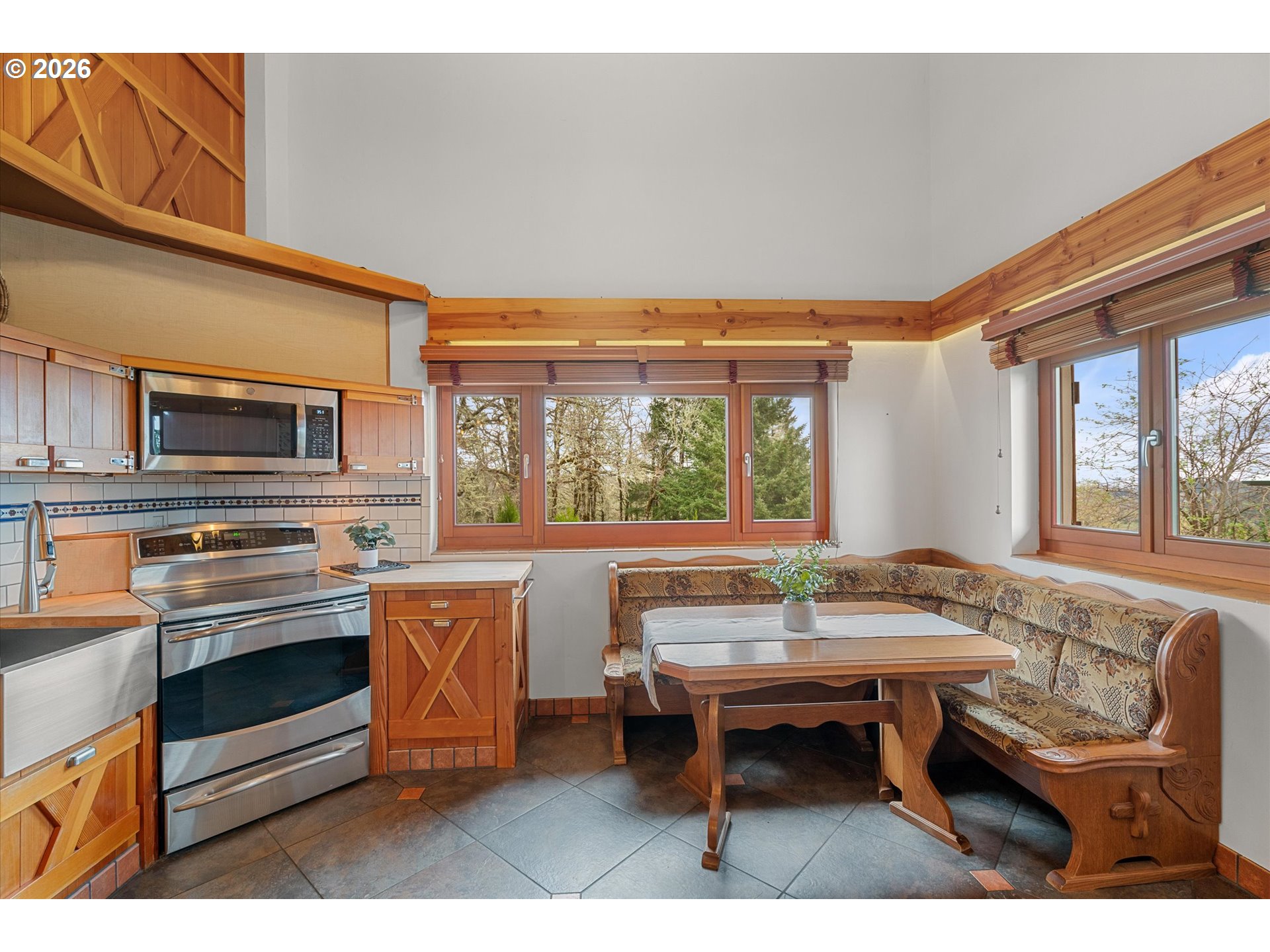 2550 Stiles Road Dallas, OR 97338 - Photo 12 of 48