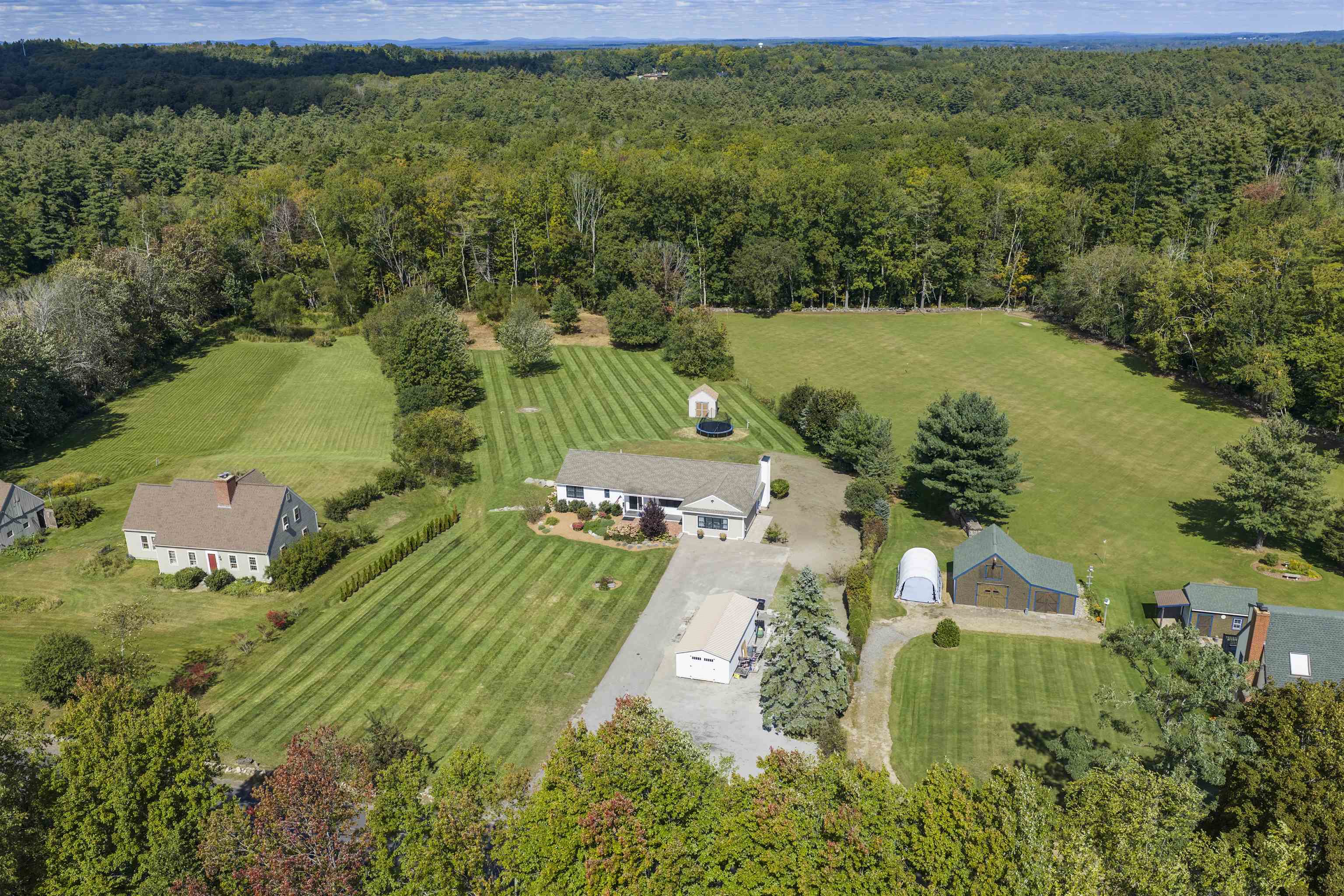 59 Stumpfield Road Kensington, NH 03833 - Photo 1 of 59 Gallery Image 1
