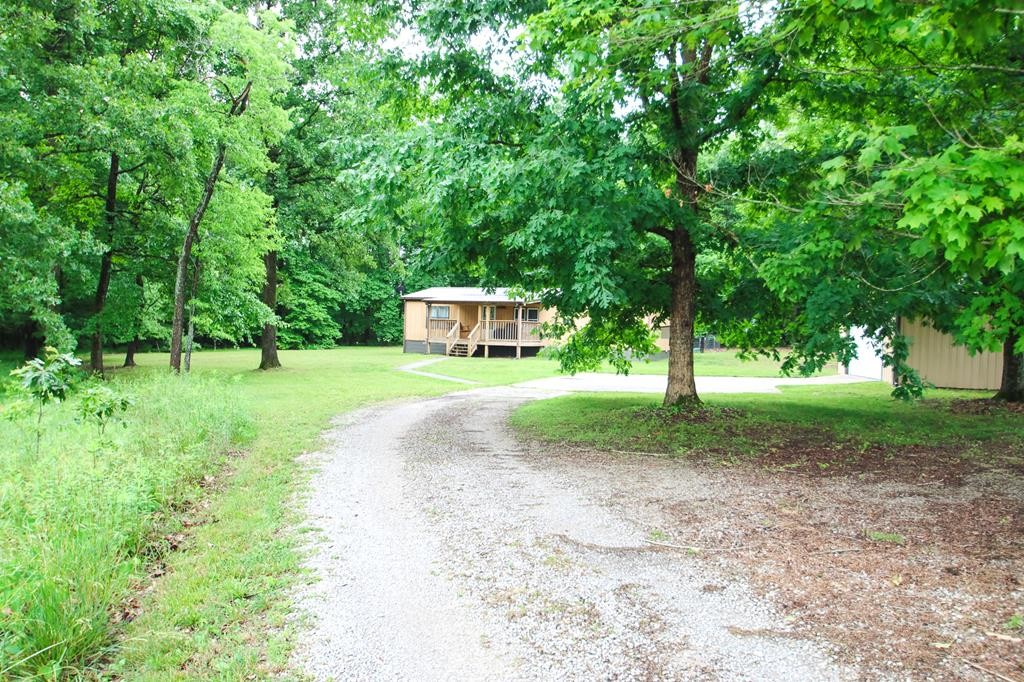 541 Toy Slatten Road Sparta, TN 38583 - Photo 5 of 34