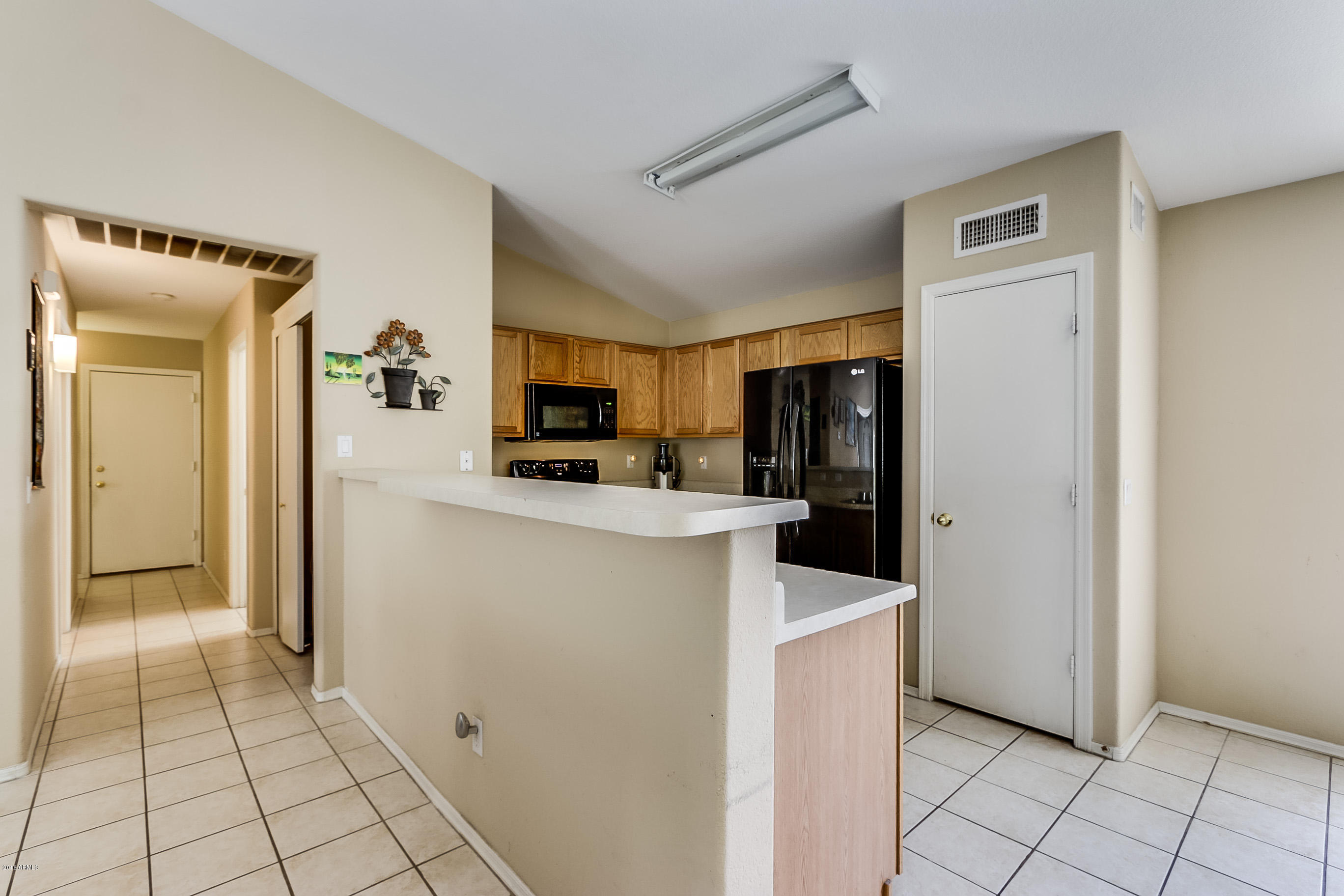 13042 West Redfield Road El Mirage, AZ 85335 - Photo 6 of 24 Kitchen