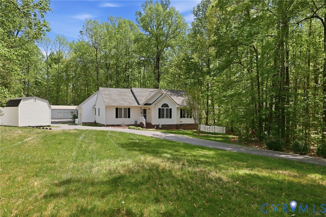 10068 Holly Road Mechanicsville, VA 23116 - Photo 12 of 52