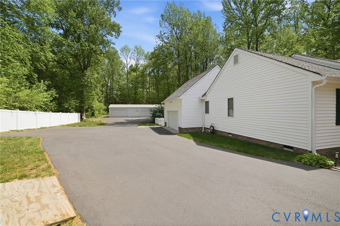 10068 Holly Road Mechanicsville, VA 23116 - Photo 17 of 52