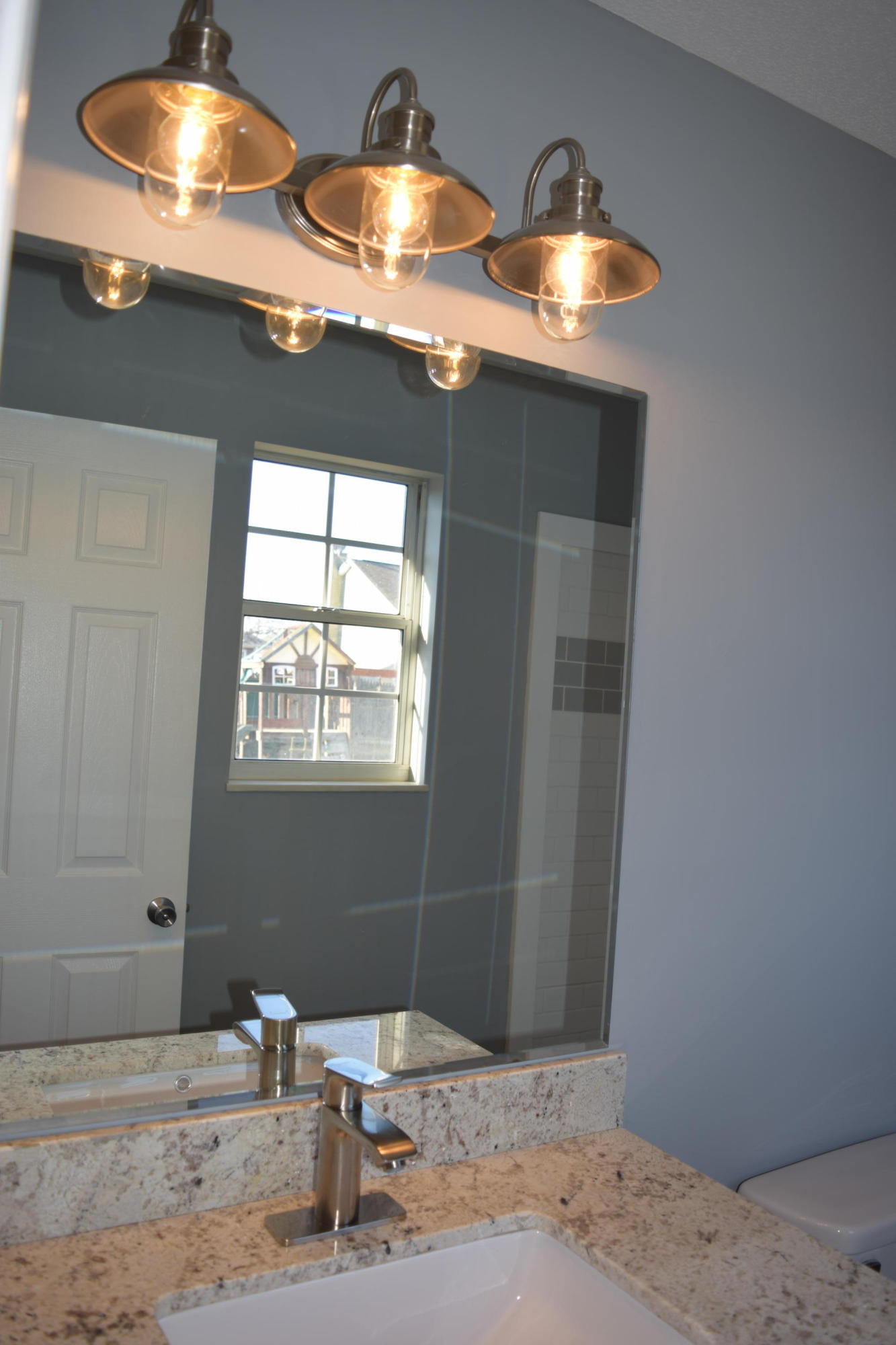 6218 Hugh Willis Road Powell, TN 37849 - Photo 19 of 29 New Lighting