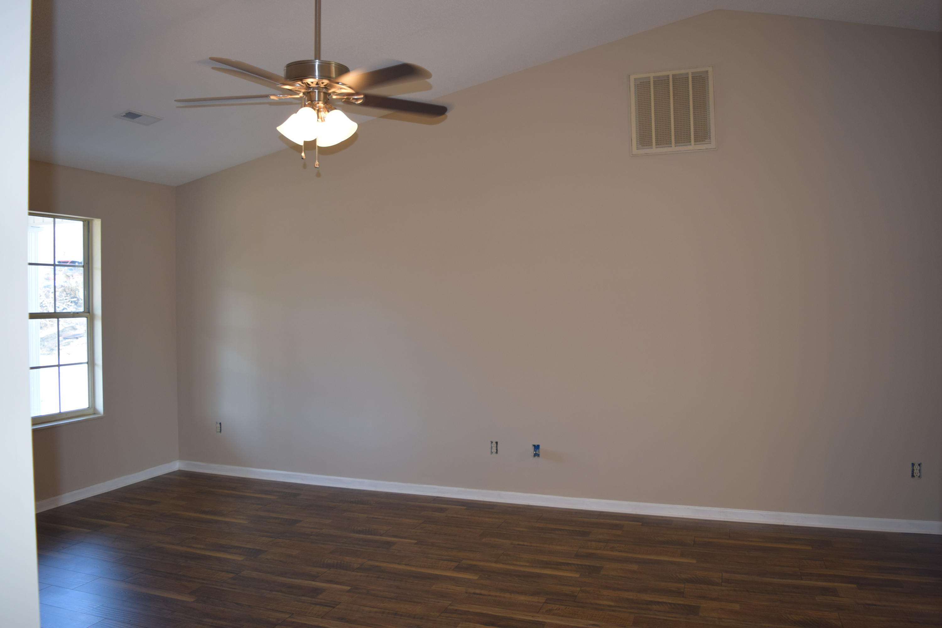 6218 Hugh Willis Road Powell, TN 37849 - Photo 3 of 29 Great Room