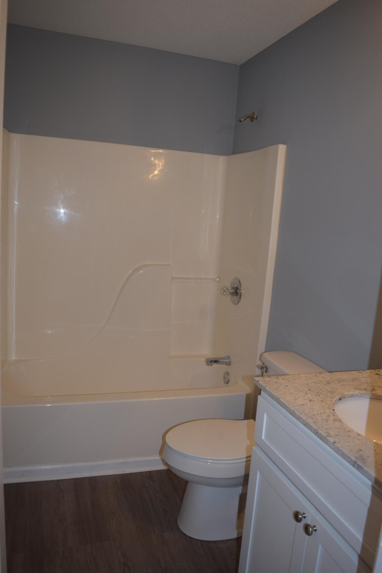 6218 Hugh Willis Road Powell, TN 37849 - Photo 24 of 29 Guest Bath