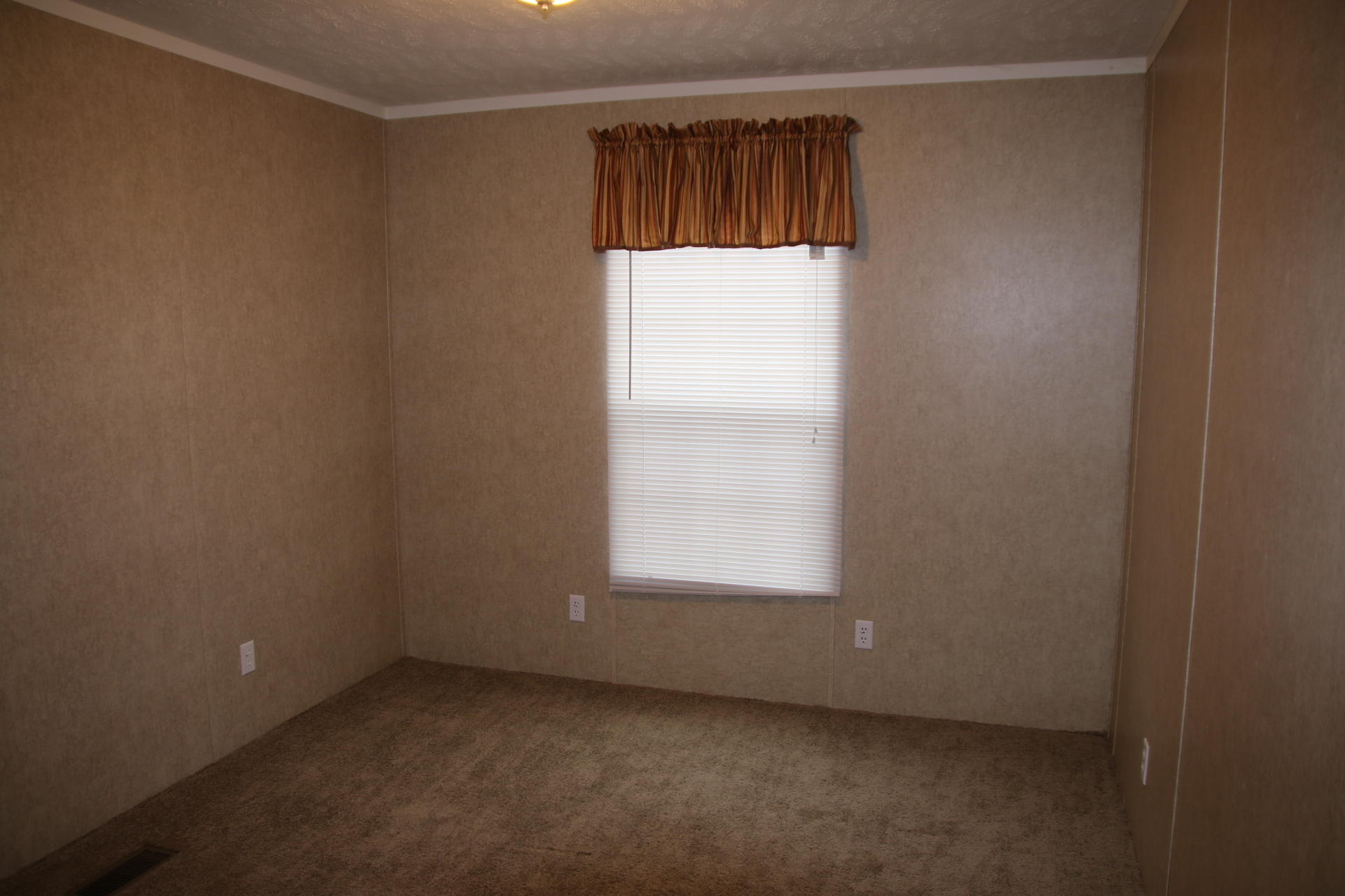 756 Claysville Road Crossville, TN 38571 - Photo 12 of 24 10 Bedroom