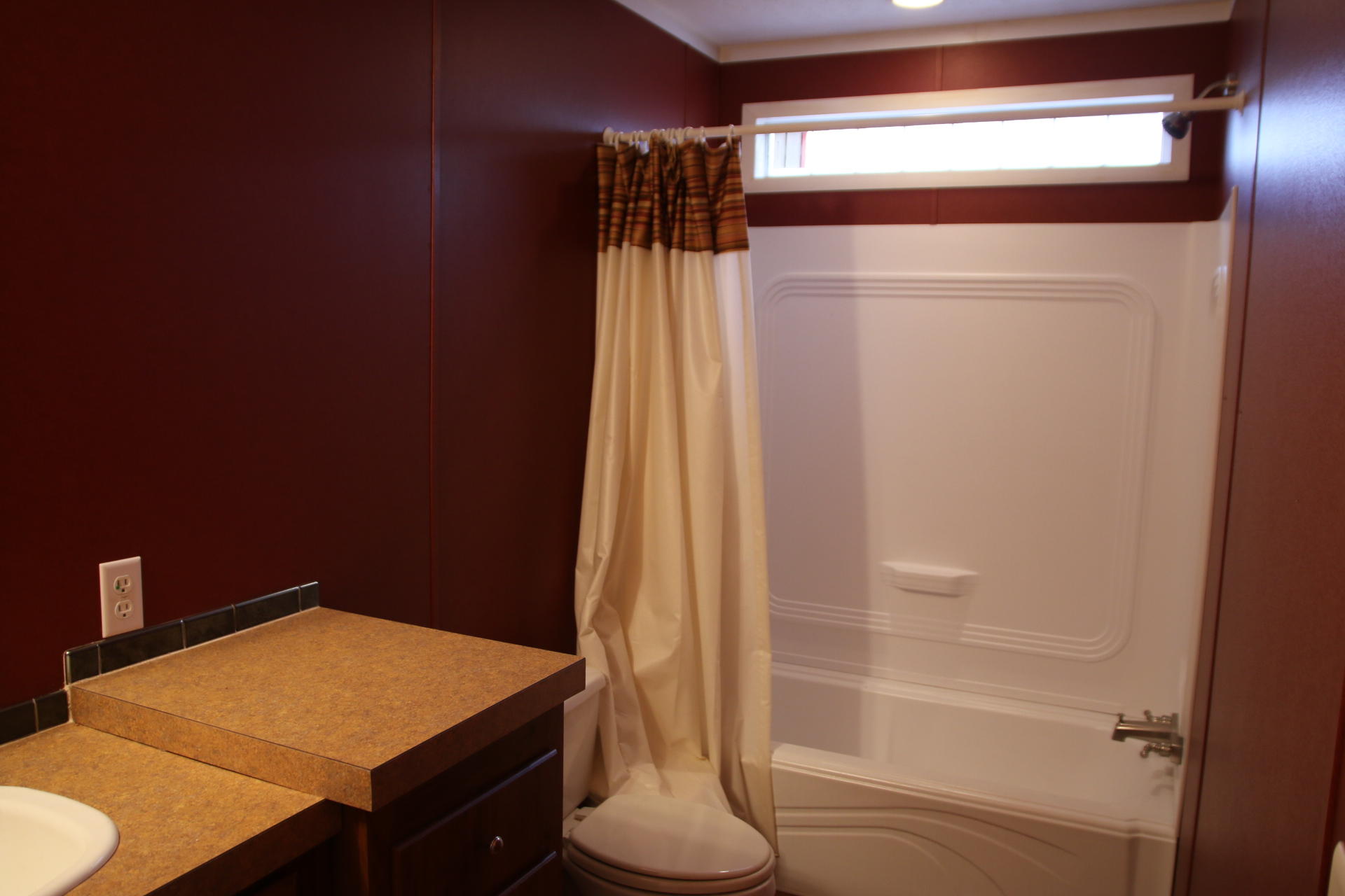 756 Claysville Road Crossville, TN 38571 - Photo 14 of 24 12 Bath