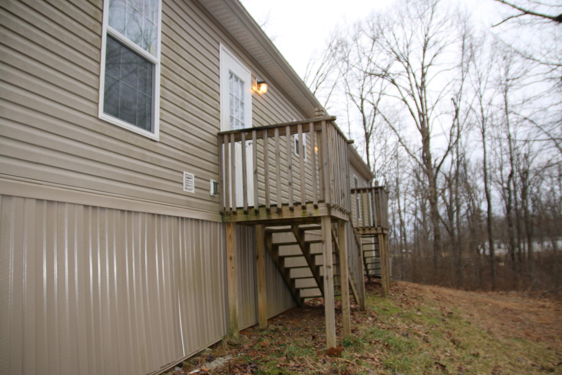 756 Claysville Road Crossville, TN 38571 - Photo 17 of 24 15 Rear
