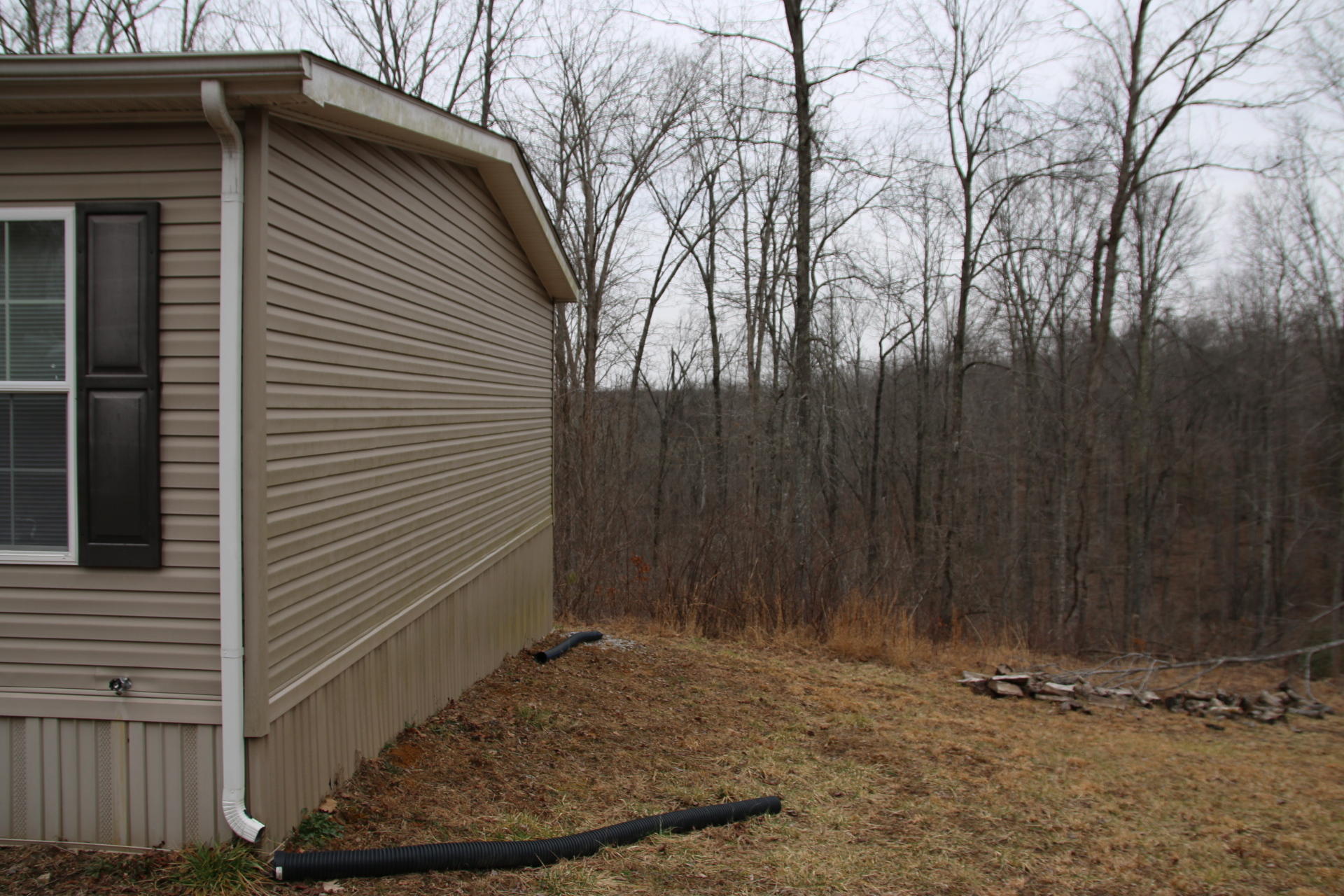 756 Claysville Road Crossville, TN 38571 - Photo 20 of 24 16.2 Side