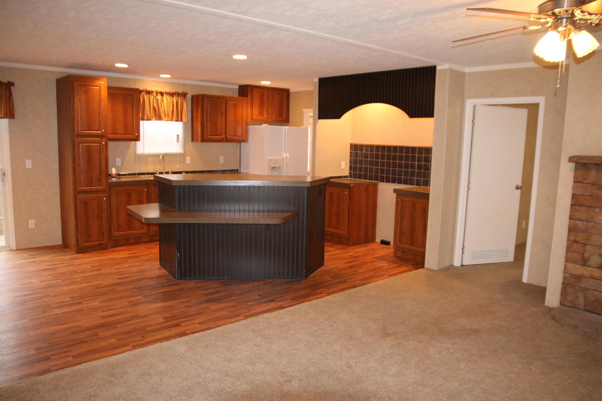 756 Claysville Road Crossville, TN 38571 - Photo 3 of 24 3 Kitchen