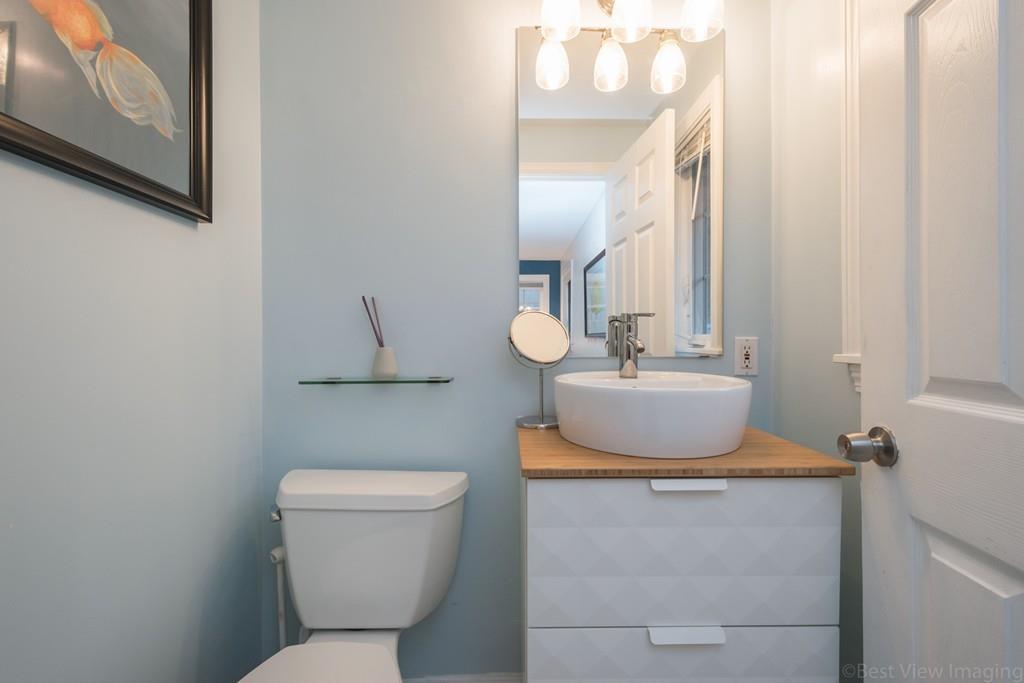 5 Russell Road Wayland, MA 01778 - Photo 17 of 27