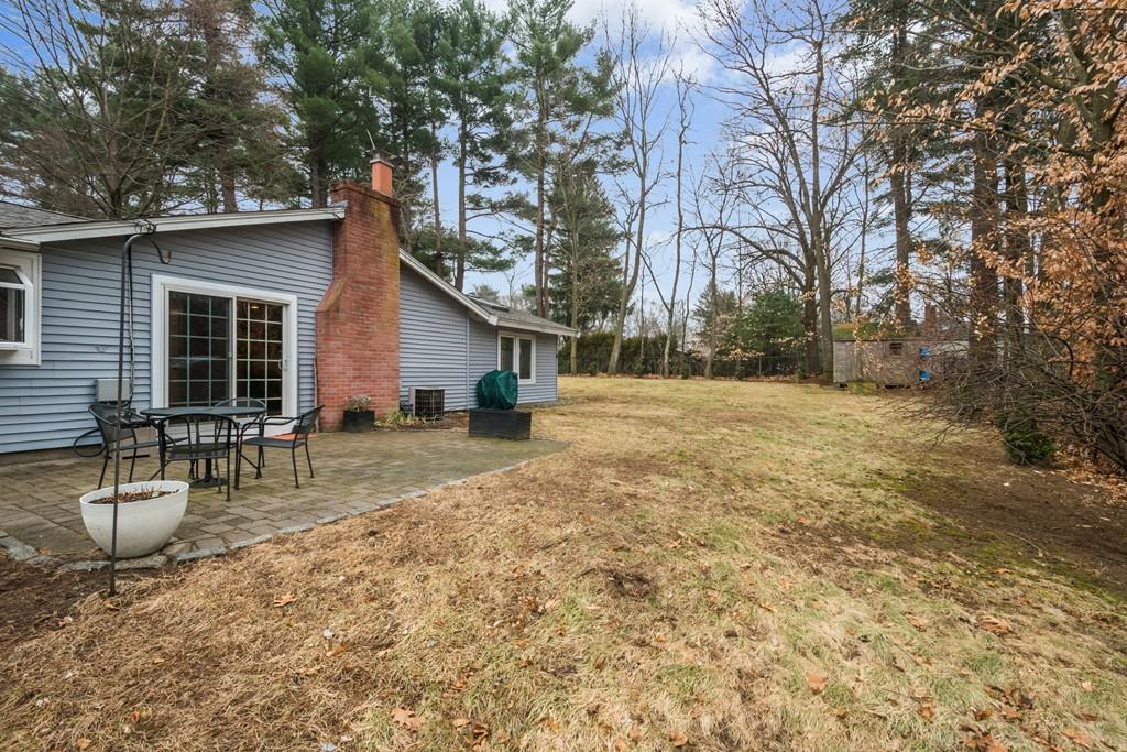 5 Russell Road Wayland, MA 01778 - Photo 25 of 27