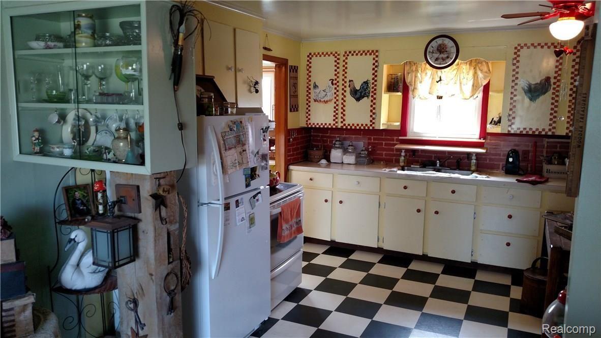 1568 Galbraith Line Road Yale, MI 48097 - Photo 5 of 23 This is view 4 of the kitchen.
