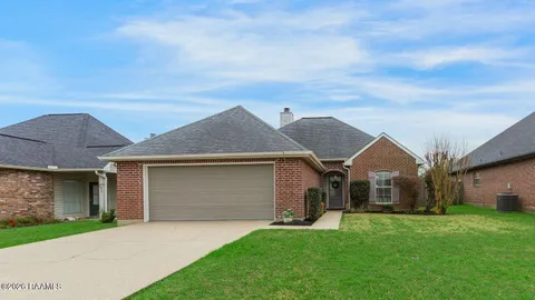 $229,000 | 133 Wild Rose Lane, Youngsville, LA 70592